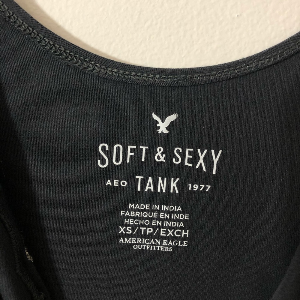 american eagle black tank w/floral detail - Picture 3 of 3